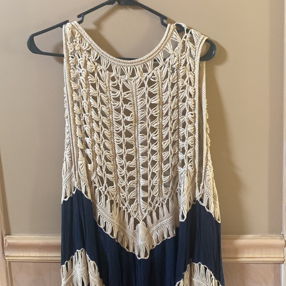 Umgee plus XL navy blue and cream vest - Picture 5 of 5
